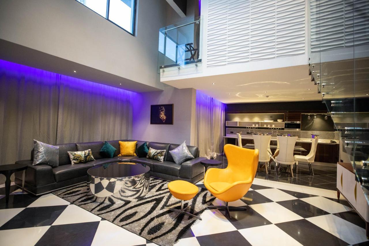 Bon Hotel Tripod Оуери Екстериор снимка