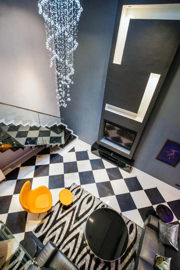 Bon Hotel Tripod Оуери Екстериор снимка